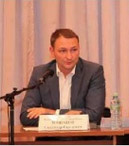 Александр Мишаков: Дворы должны быть не только красивыми, но и безопасными («Красное село», № 14 (302), 04.09.2014) 