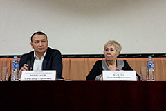 Александр Мишаков рассказал жителям о предстоящих апрельских мероприятиях по уборке района